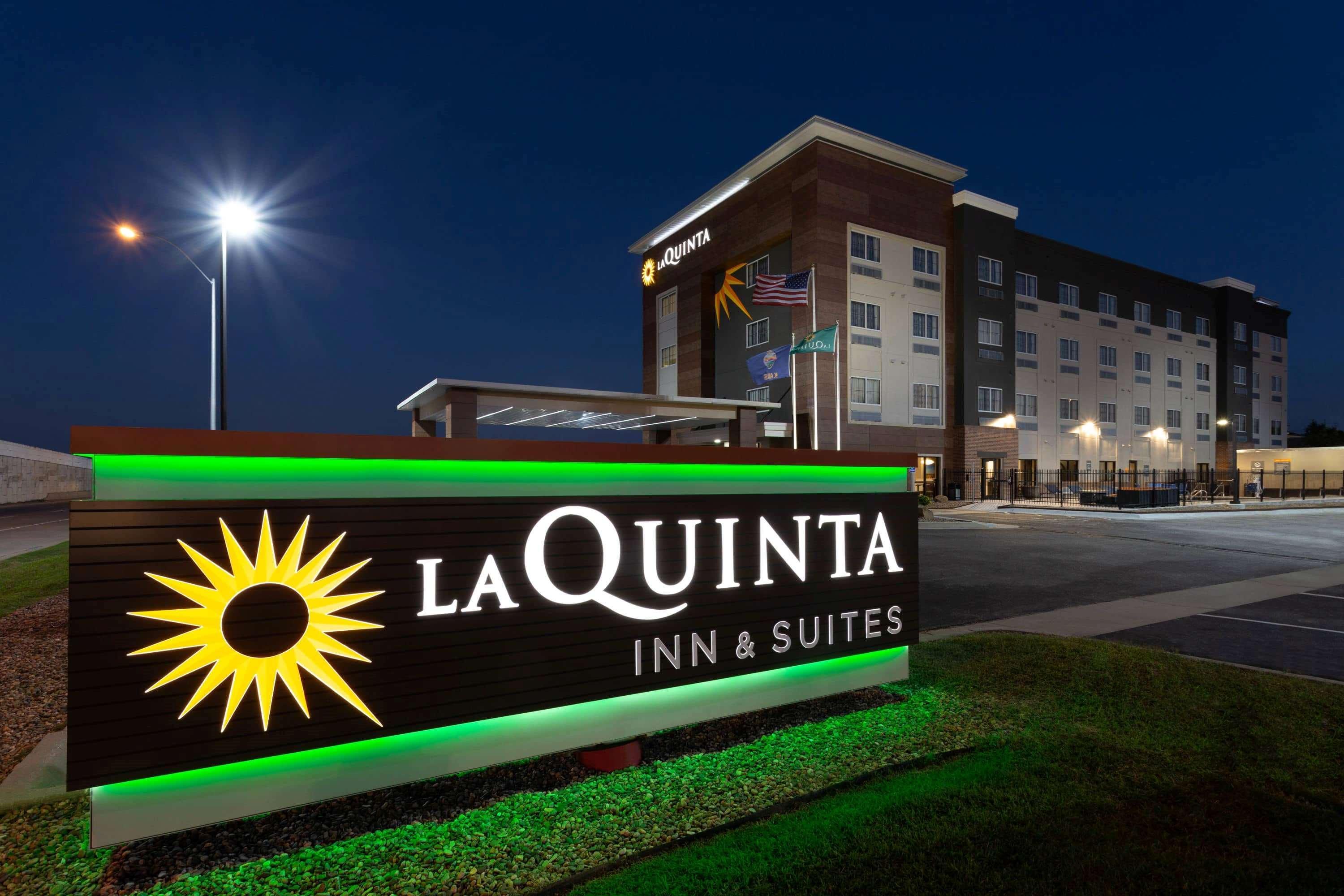 La Quinta By Wyndham Wichita Airport Hotel Kültér fotó